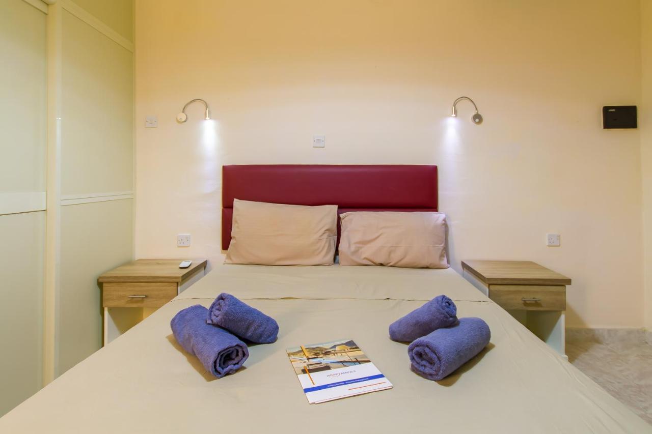 Pool & Sea Merill Apartments メーリッハ エクステリア 写真